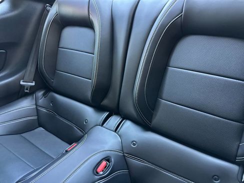 Certified 2021 Ford Mustang Shelby GT500 w/ Technology Package RWD image 11