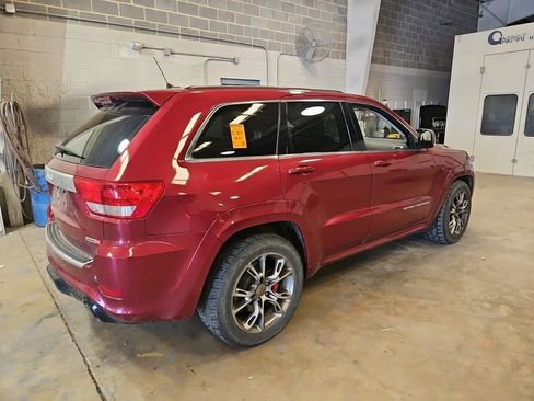 Used 2012 Jeep Grand Cherokee SRT8 w/ Luxury Group II AWD/4WD image 5