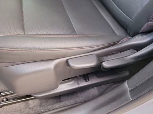 Used 2025 Chevrolet Trax RS w/ Driver Confidence Package image 13