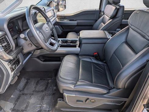 Used 2023 Ford F450 Lariat w/ Lariat Ultimate Package image 18