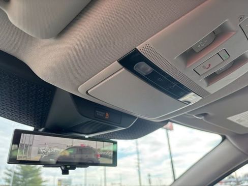 Certified 2023 Nissan Ariya image 22