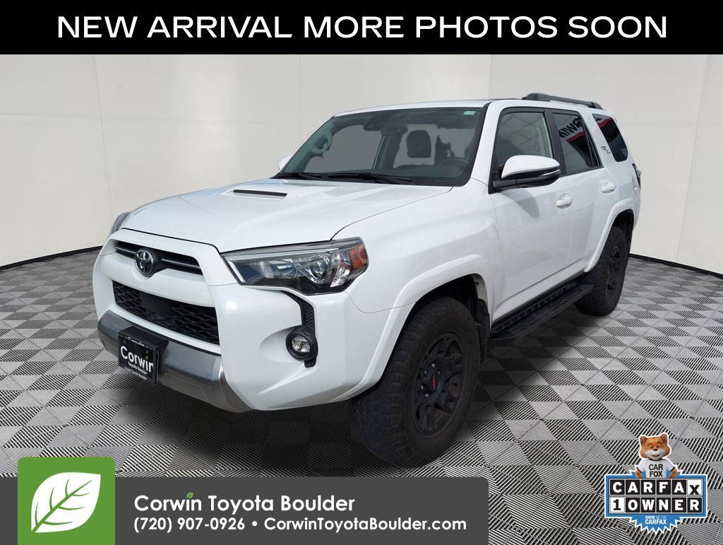 Used 2023 Toyota 4Runner TRD Off-Road Premium w/ Moonroof Package AWD/4WD image 3