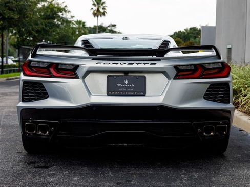 Used 2021 Chevrolet Corvette Stingray Preferred Cpe w/ Z51 Performance Package RWD image 4