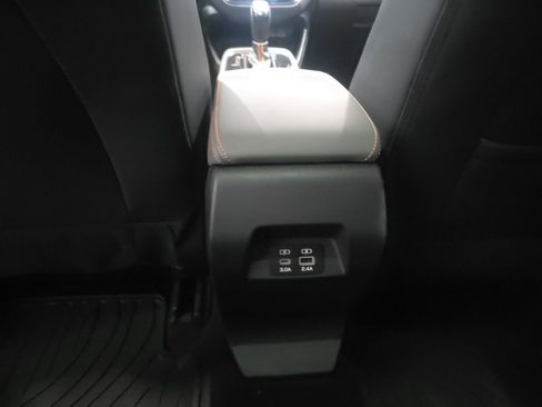 Certified 2025 Subaru Crosstrek 2.5i Limited w/ Popular Package #3A image 12