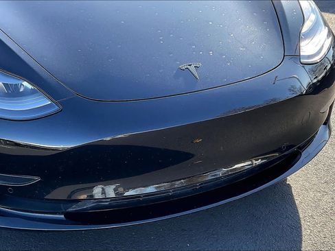 Used 2022 Tesla Model 3 Performance image 32