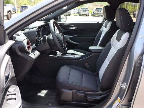 New 2026 Chevrolet Trax RS w/ Driver Confidence Package FWD image 9