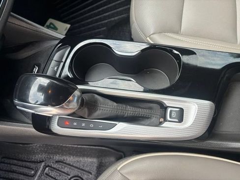 Used 2025 Buick Envista Avenir FWD image 19