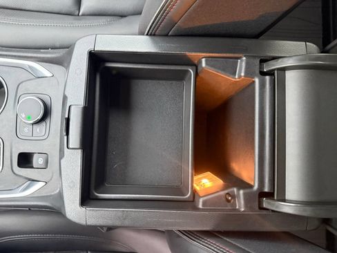 Used 2023 Chevrolet Traverse RS w/ LPO, Floor Liner Package FWD image 42