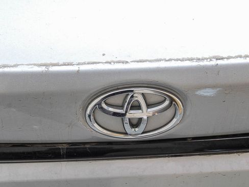 Used 2024 Toyota Corolla LE FWD image 17