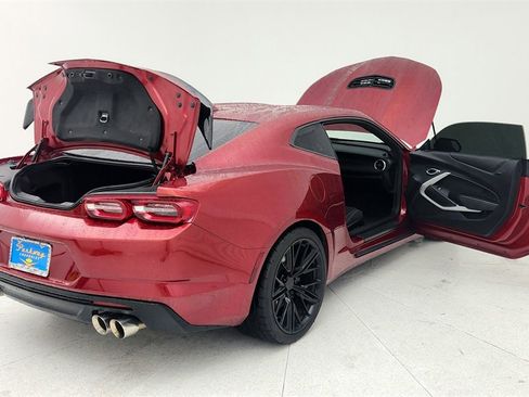 Used 2021 Chevrolet Camaro LT image 12