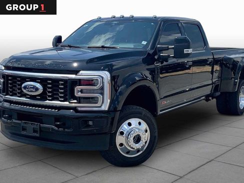 Used 2025 Ford F450 Platinum w/ FX4 Off-Road Package AWD/4WD image 1