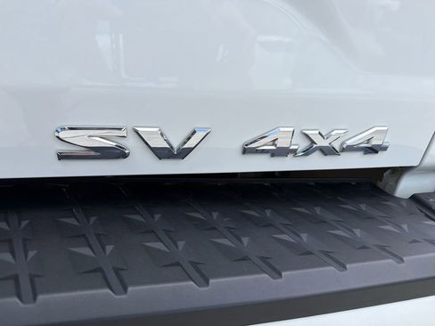 Certified 2024 Nissan Titan SV w/ SV Convenience Package AWD/4WD image 11