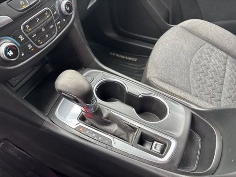 Used 2022 Chevrolet Equinox LT image 27