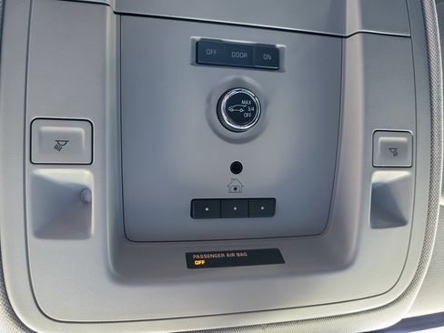 Used 2020 Chevrolet Tahoe LT image 30