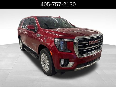 Used 2024 GMC Yukon SLT w/ SLT Premium Package AWD/4WD image 2