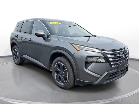 Used 2024 Nissan Rogue SV AWD/4WD image 1