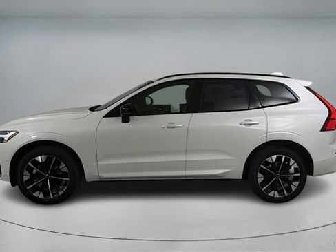 Certified 2026 Volvo XC60 B5 Plus w/ Protection Package Premier AWD/4WD image 7