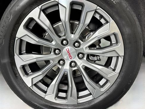 Used 2023 GMC Yukon XL Denali w/ Denali Reserve Package image 37