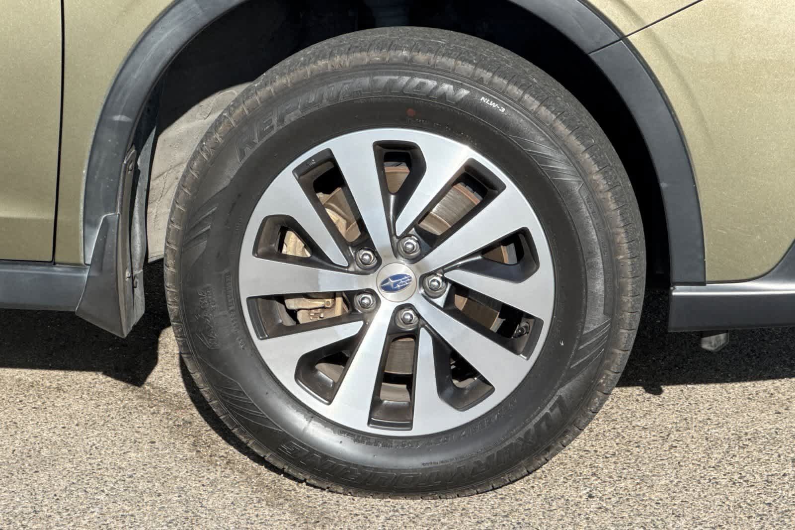 Used 2020 Subaru Outback Premium w/ Popular Package #1 AWD/4WD image 18