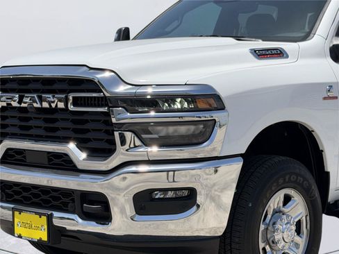Used 2025 RAM 2500 Tradesman AWD/4WD image 8