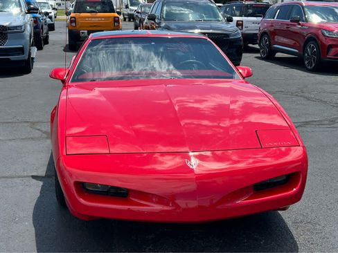 Used 1991 Pontiac Firebird Coupe RWD image 3