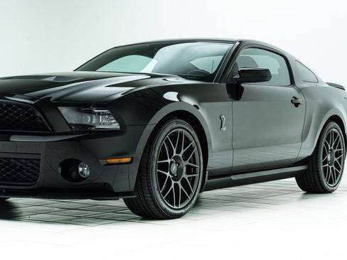 Used 2012 Ford Mustang Shelby GT500 w/ SVT Performance Pkg image 9