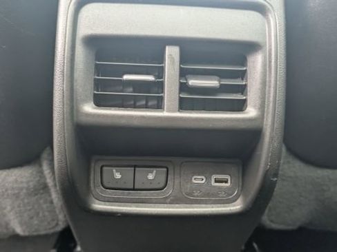 Used 2019 Cadillac XT4 Sport w/ Cold Weather Package FWD image 14