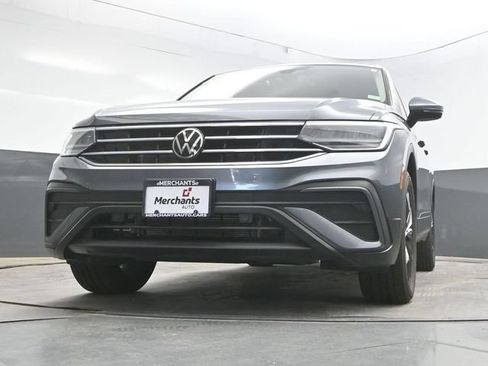 Used 2023 Volkswagen Tiguan SE AWD/4WD image 37