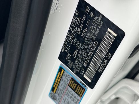 Used 2025 Kia K5 LXS image 33