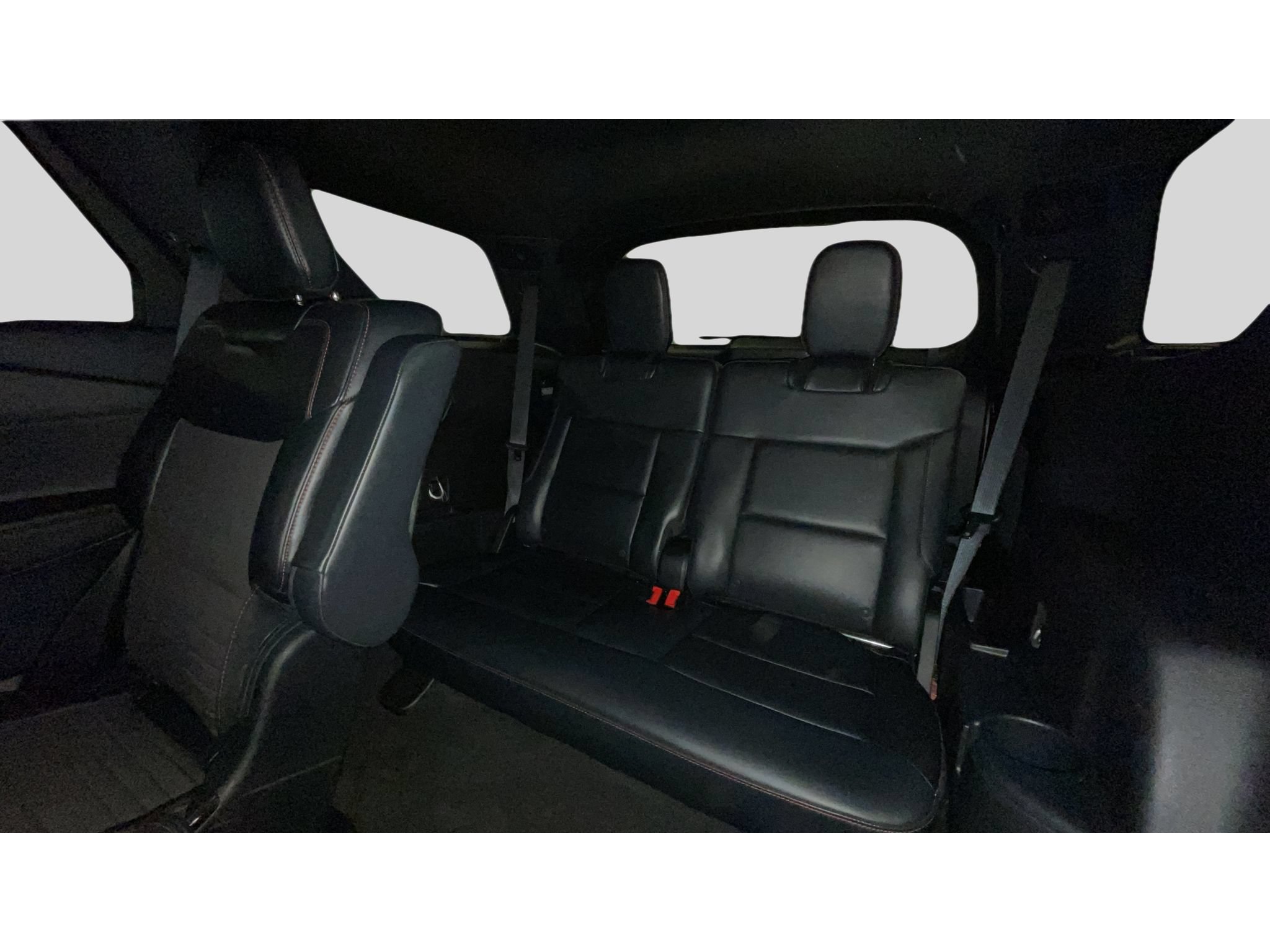 Used 2025 Ford Explorer ST-Line AWD/4WD image 16
