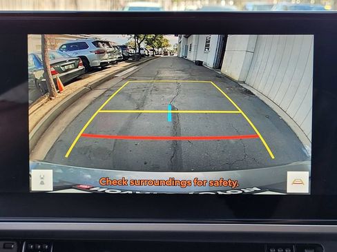 Used 2025 Toyota Camry XSE FWD image 12