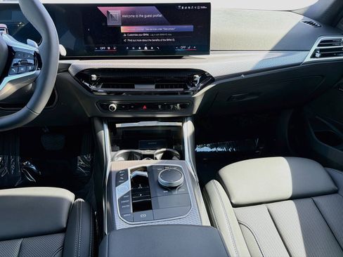 New 2026 BMW 330i xDrive Sedan w/ Premium Package AWD/4WD image 19