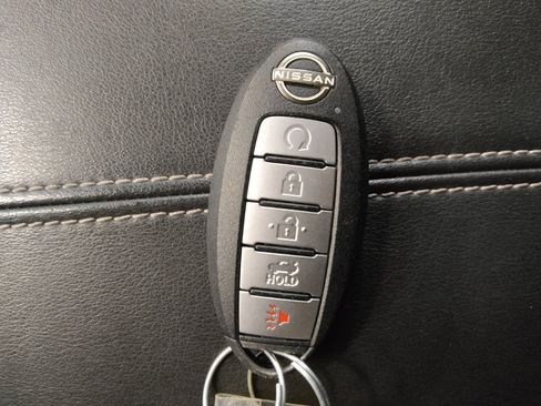 Used 2023 Nissan Altima 2.5 SV w/ SV Premium Package FWD image 32