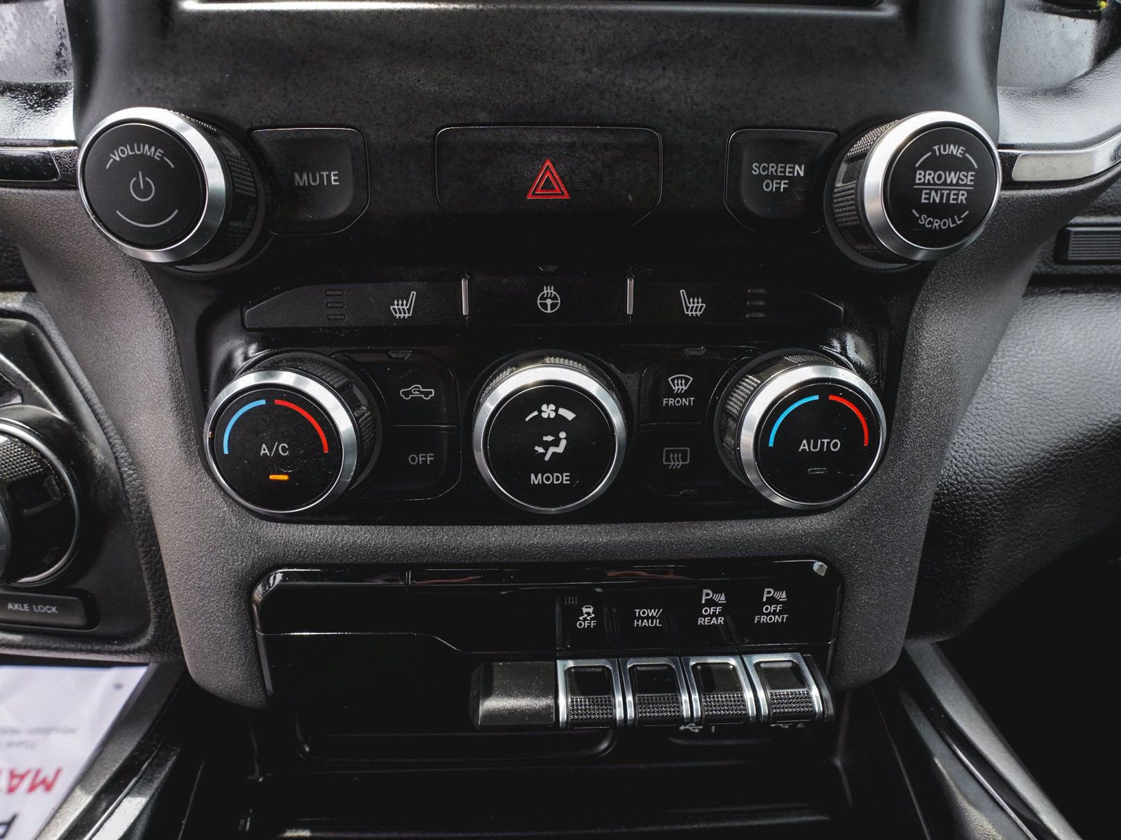Used 2023 RAM 1500 Big Horn AWD/4WD image 27