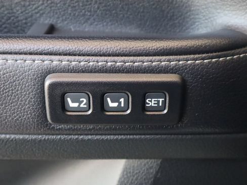 Used 2017 Toyota 4Runner Limited AWD/4WD image 14