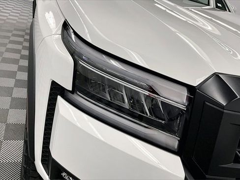 New 2025 Nissan Frontier PRO-4X w/ Pro Premium Package image 13