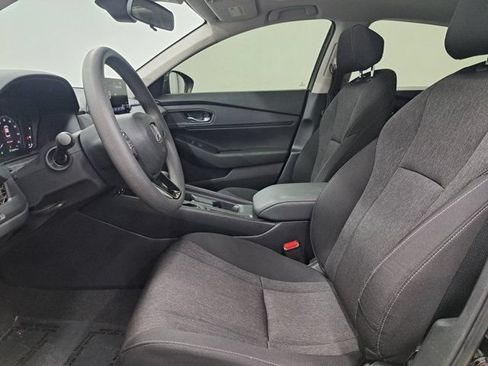 Used 2023 Honda Accord EX image 18