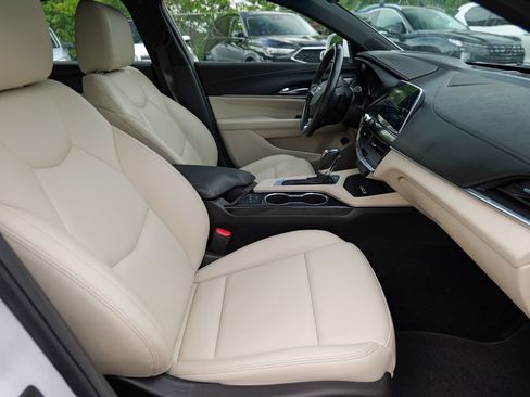 Used 2024 Cadillac CT4 Luxury w/ Sun And Sound Package AWD/4WD image 36