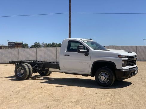 New 2026 Chevrolet Silverado 3500 W/T w/ WT Convenience Package RWD image 3