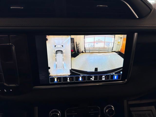 Used 2022 GMC Yukon Denali AWD/4WD image 4