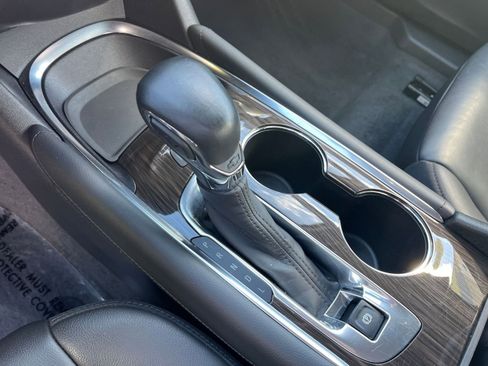 Used 2024 Chevrolet Malibu LT image 41