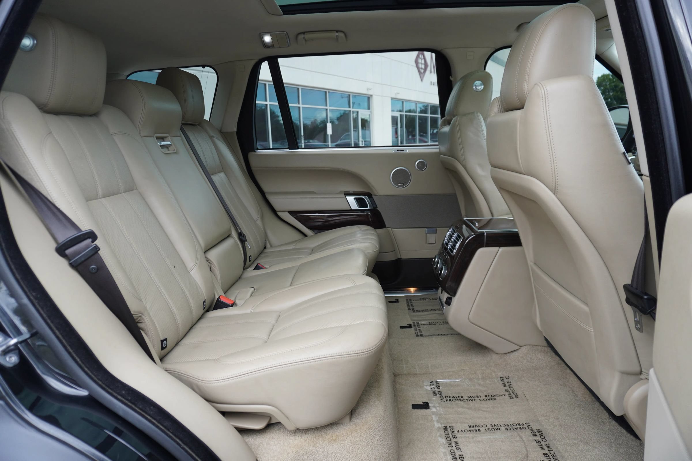 Used 2015 Land Rover Range Rover Long Wheelbase Supercharged AWD/4WD image 11