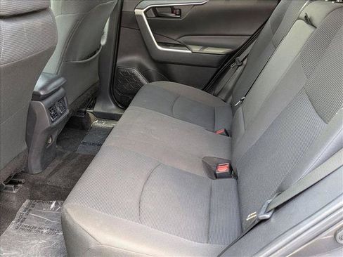 Used 2023 Toyota RAV4 LE AWD/4WD image 18