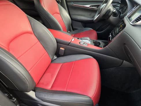 Certified 2025 INFINITI QX50 Sport image 14