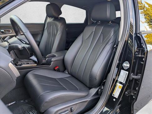 Used 2025 Acura Integra image 16