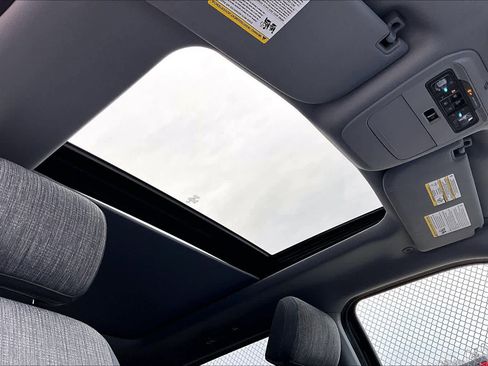 Used 2021 Ford F150 XLT w/ Equipment Group 302A High image 14