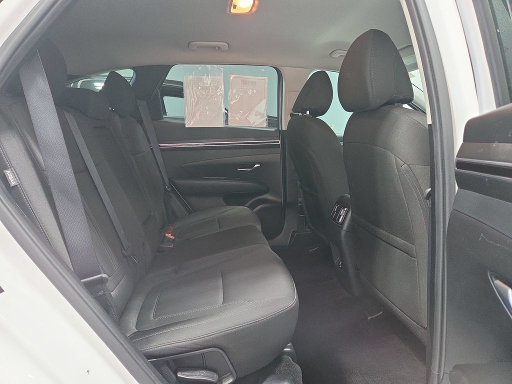Used 2024 Hyundai Tucson SEL FWD image 18