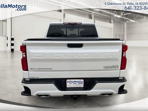 Used 2024 Chevrolet Silverado 1500 High Country w/ Technology Package image 4