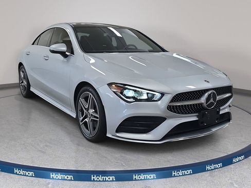 Used 2023 Mercedes-Benz CLA 250 4MATIC image 4