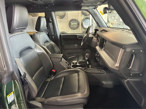 Used 2025 Ford Bronco Outer Banks AWD/4WD image 37